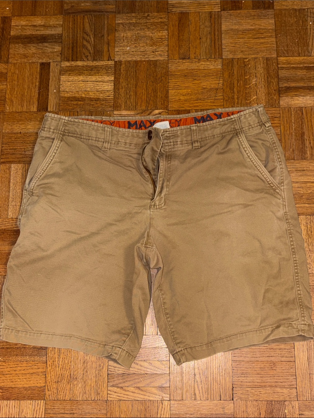 Urban Pipeline Men's Tan Flat Shorts